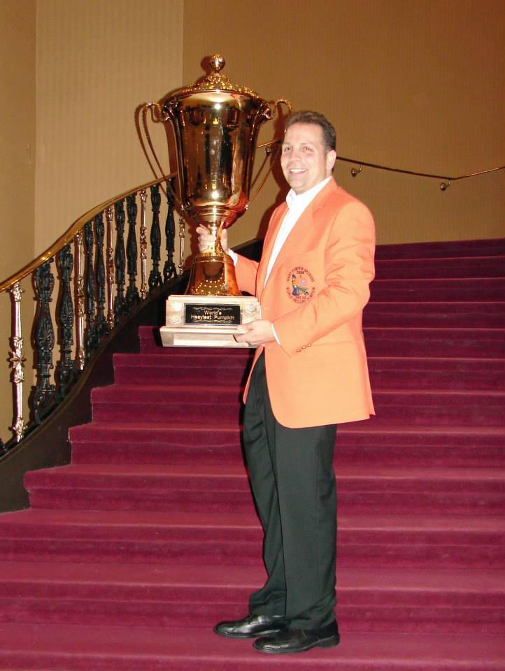Ron Wallace with Champion trophy
